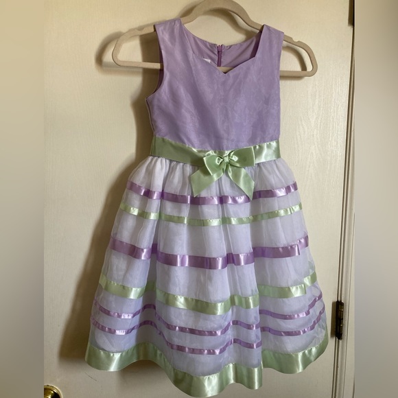 Bonnie Jean Other - 🌹NWOT Bonnie Jean Lilac Top with White Lace & Lined Ribbon on Skirt Dress C